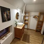 Belle-vue Hotes Au Coeur De La Vallee Des Chateaux 3*